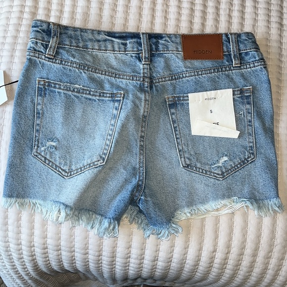 NWT VICI Hidden Denim Shorts Size Small - Picture 3 of 4
